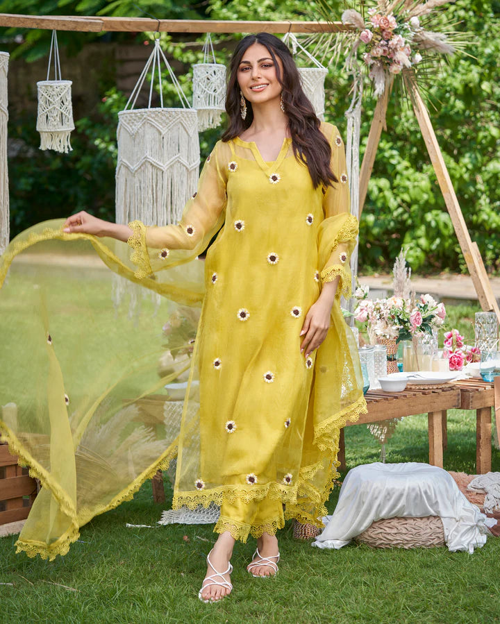 Murat Embroidered Kurta Set